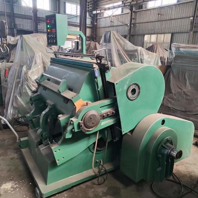 Mesin Lekukan Emboss HJ1040 1040 * 720 Tabel Konfigurasi 4KW