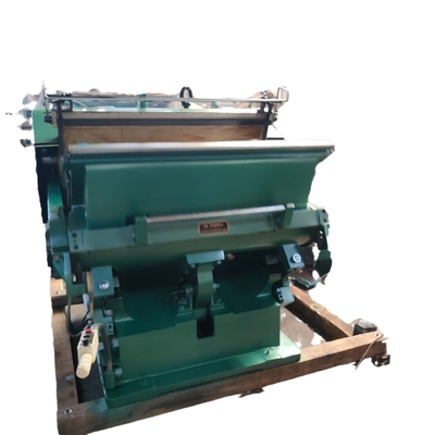 Mesin Lekukan Emboss HJ1040 1040 * 720 Tabel Konfigurasi 4KW