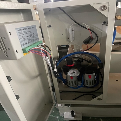 Mesin Pemotong Silang Komputer HJ-1400 Kecepatan Tinggi Dengan Kontrol Motor Servo Pemotongan celah 1400mm untuk pemotongan kertas a4