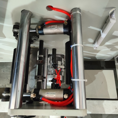 Mesin Cetak Flexo Berkecepatan Tinggi untuk Efisiensi Maksimum ， Warna Pencetakan adalah whitle, Tape, kertas Kraft, tinta