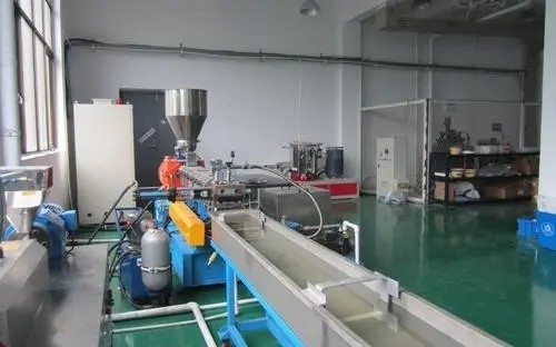 Lini Produksi Extruder Granulator Plastik Pemotongan Panas Limbah Plastik