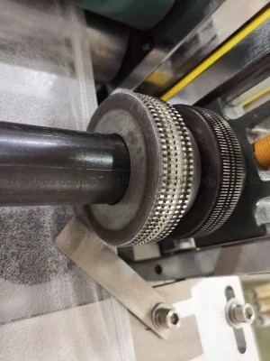 Mesin Pembuat Gaun Bedah Sekali Pakai Tahan Debu 150-200 Pcs / Min Mesin Pembuat Topi Bouffant